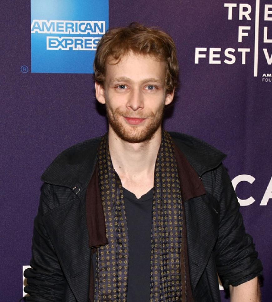 Der Autopsie-Bericht über den Tod von Johnny Lewis wurde veröffentlicht Der Autopsie-Bericht über den Tod von Johnny Lewis wurde veröffentlicht