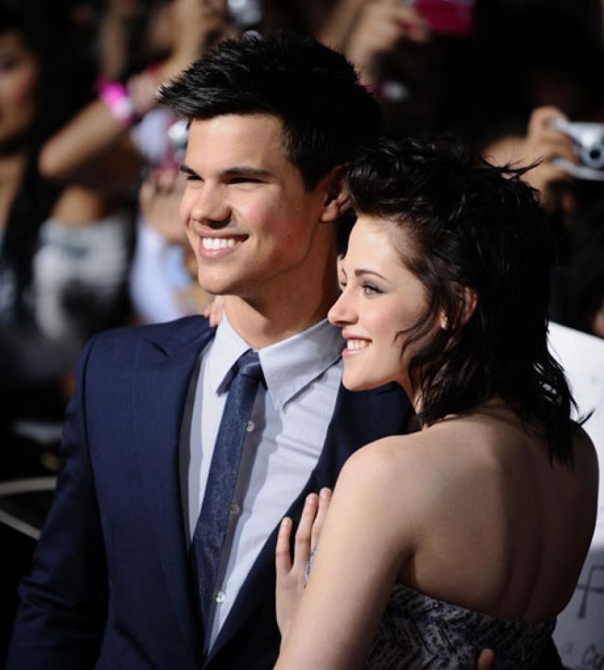 Am Wochenende stellten sie noch in München exklusive Szenen vor. Taylor Lautner und Kristen Stewart waren weltweit unterwegs, um den neuen Film zu promoten