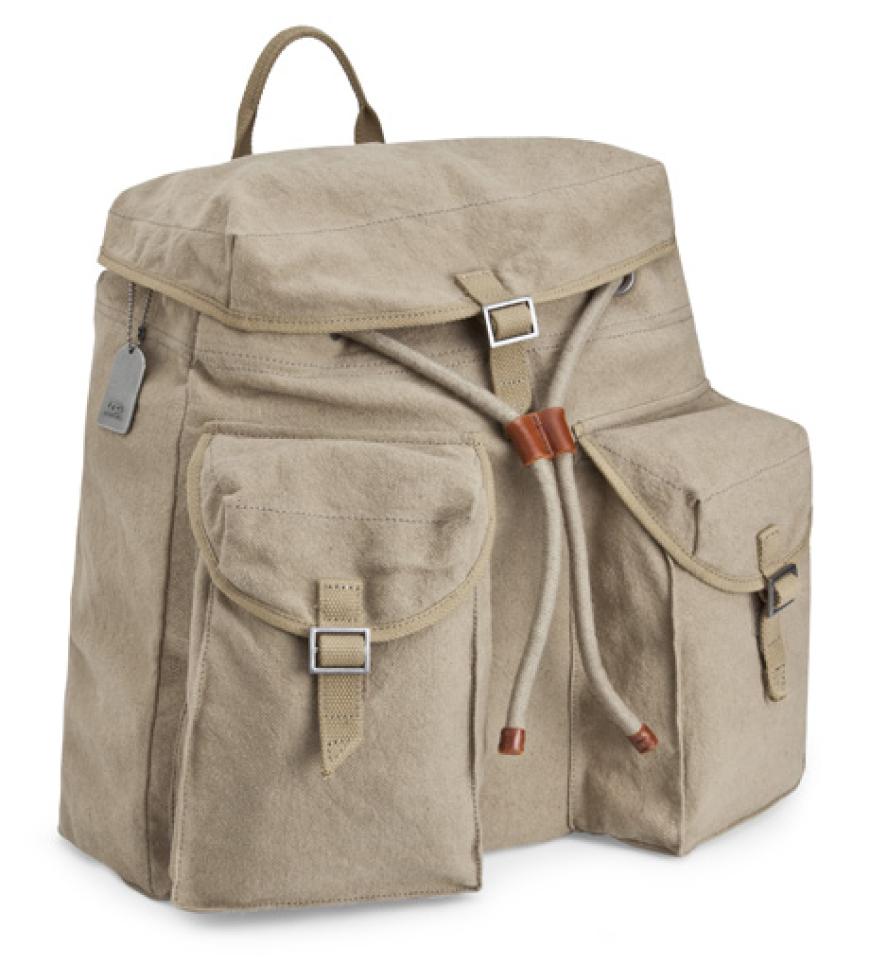 Desert Beauty: Kompakte Tasche von Ugg Australia, ca. 230 Euro
