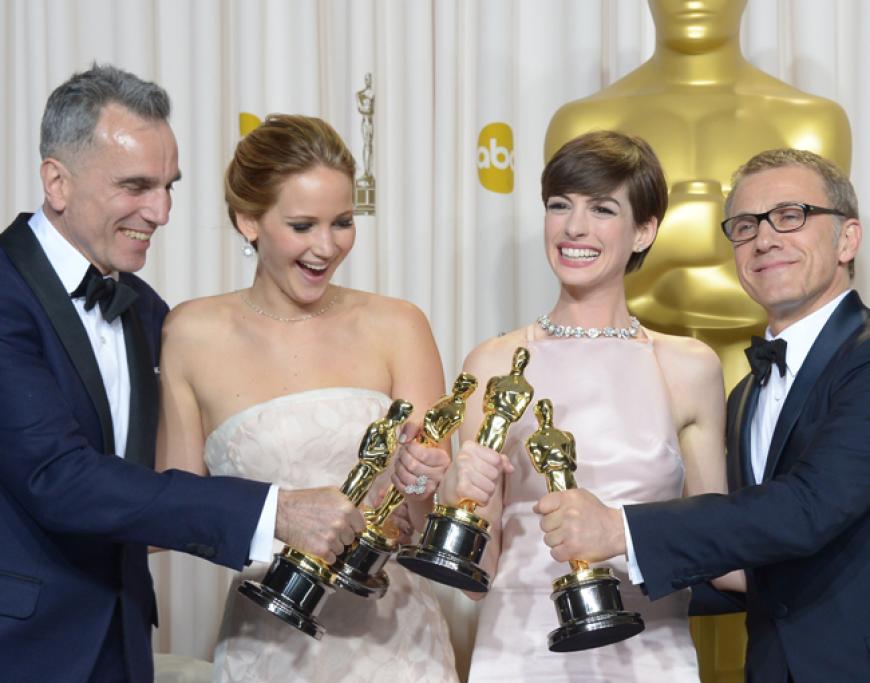 Es ist Oscar-Zeit! OK! blickt noch einmal auf die schönsten Oscar-Preisträger und Momente der letzten Jahre zurück. 2013 gewannen Daniel Day-Lewis (