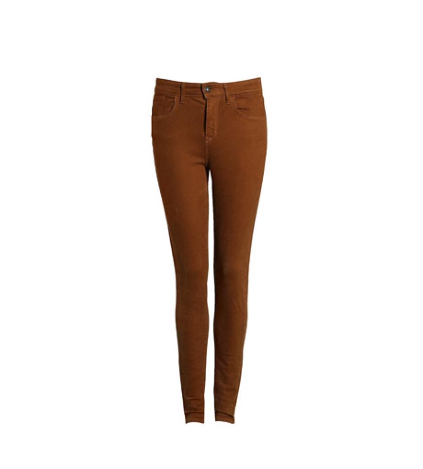Herbstlich wird es auch mit dieser Levis Jeans. Die könnt ihr über 7trends.de für ca. 100 Euro bestellen