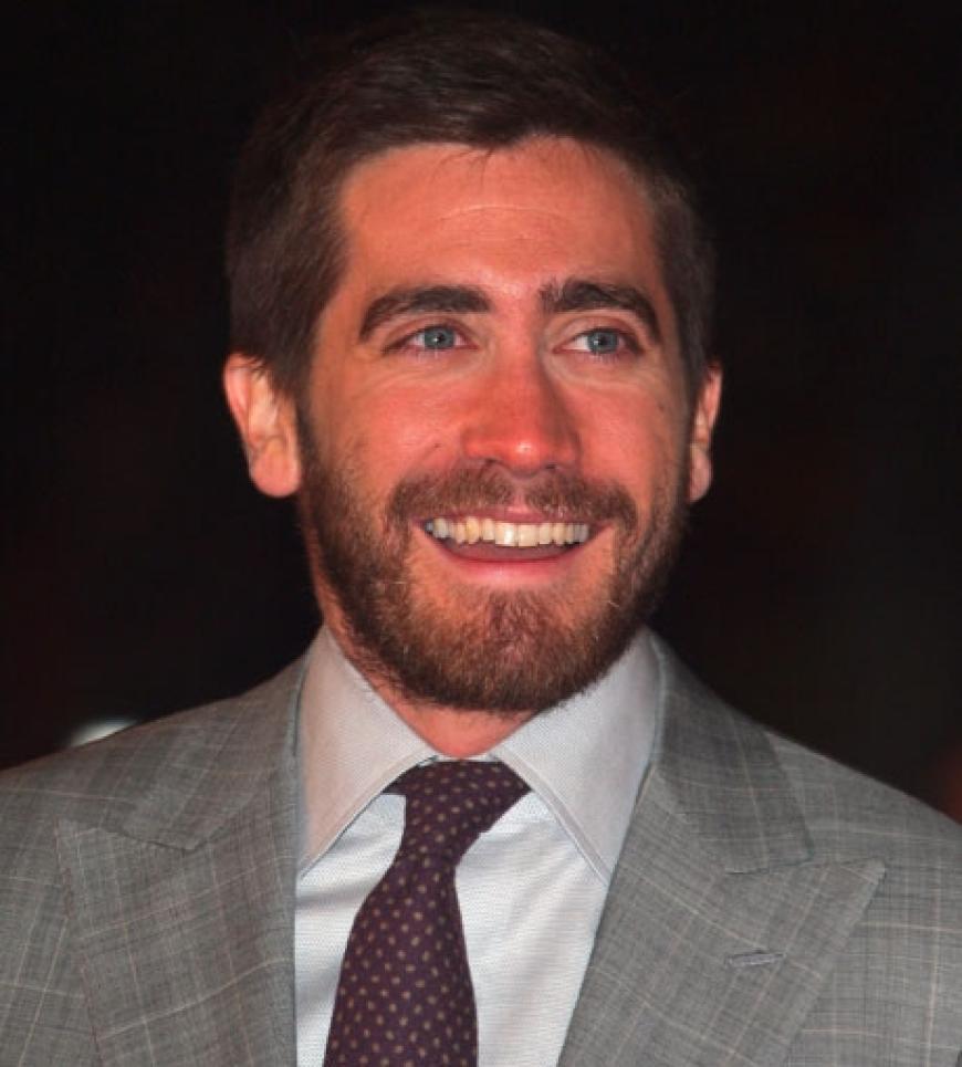 Jake Gyllenhaal macht auch mit Bart eine gute Figur