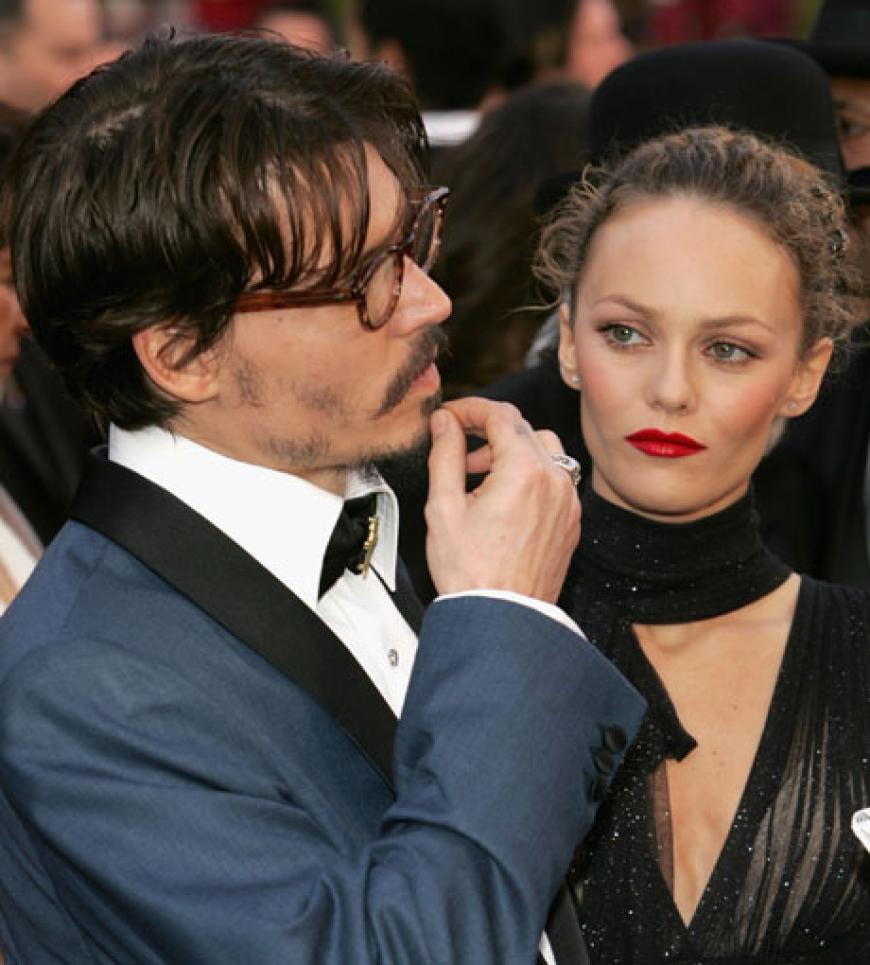 Burtons bester Freund Johnny Depp betrog Vanessa Paradis mit der 27 Jahre alten Amber Heard