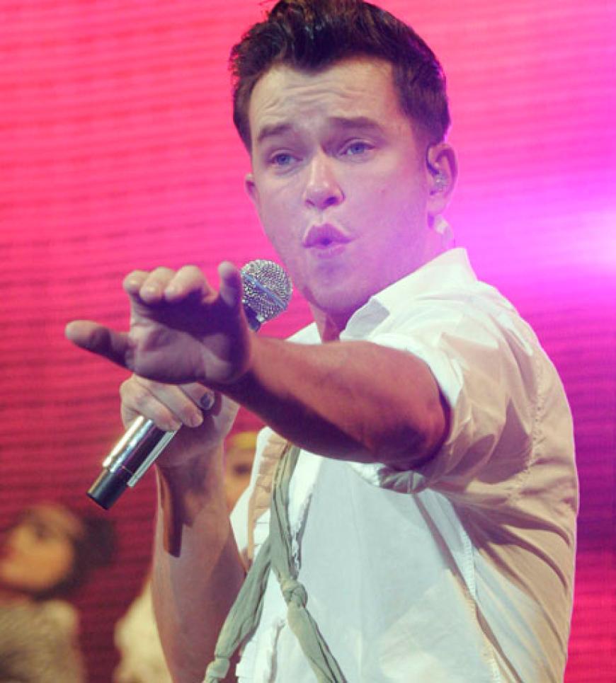 Fans weltweit trauerten um den Verlust von Boyzone-Liebling Stephen Gately. Am 10. Oktober 2009 wurde er in seinem Ferienhaus auf Mallorca tot aufgefunden. Er starb ein einem Lungenödem - mit 33 Jahren
