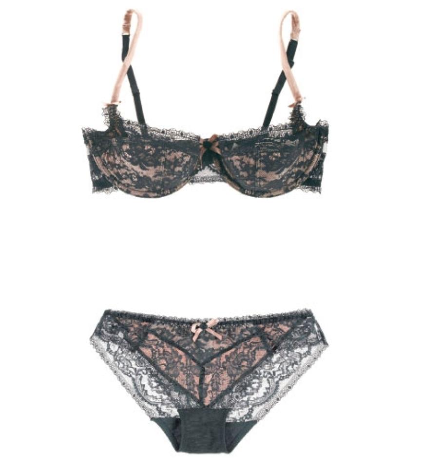 Jetzt wird es glamourös! Hauchzart von Elle Macpherson, BH ca. 60 Euro, Slip ca. 35 Euro