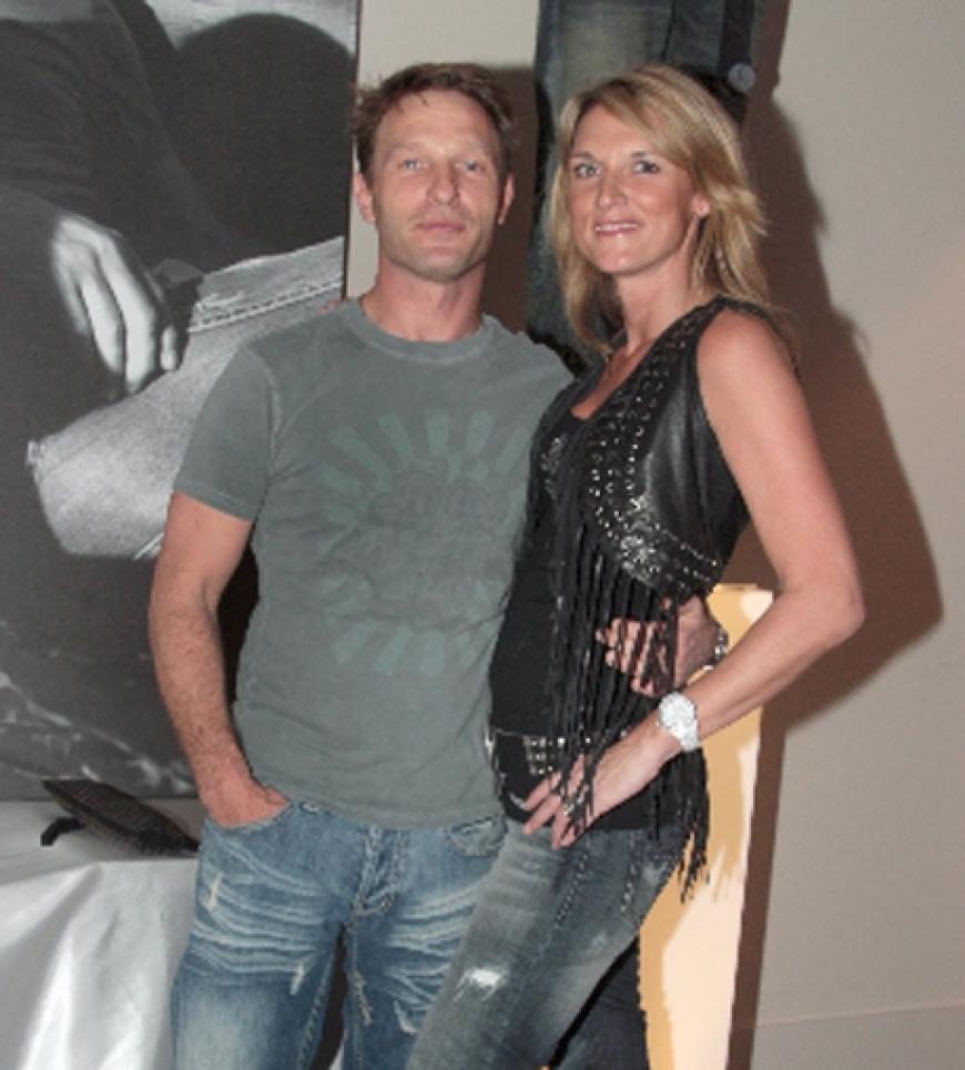 Thomas Kretschmann mit Designerin Nicola Eibich