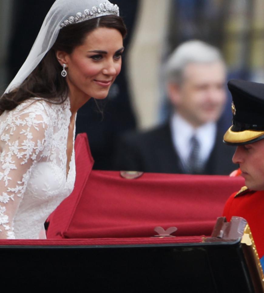 Prinzessin Kate in einem Traum in Weiß