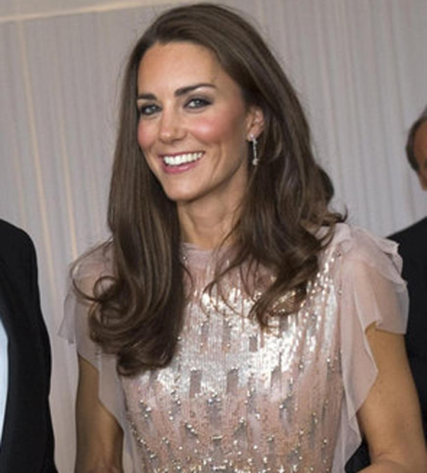 Kate Middleotn wählte für den Abend ein glitzerndes Kleid von Jenny Peckham