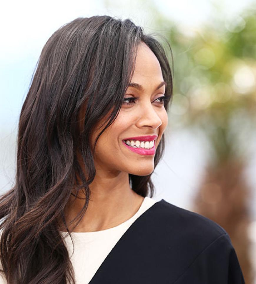 Zoe Saldana strahlt wie die Sonne über Frankreich