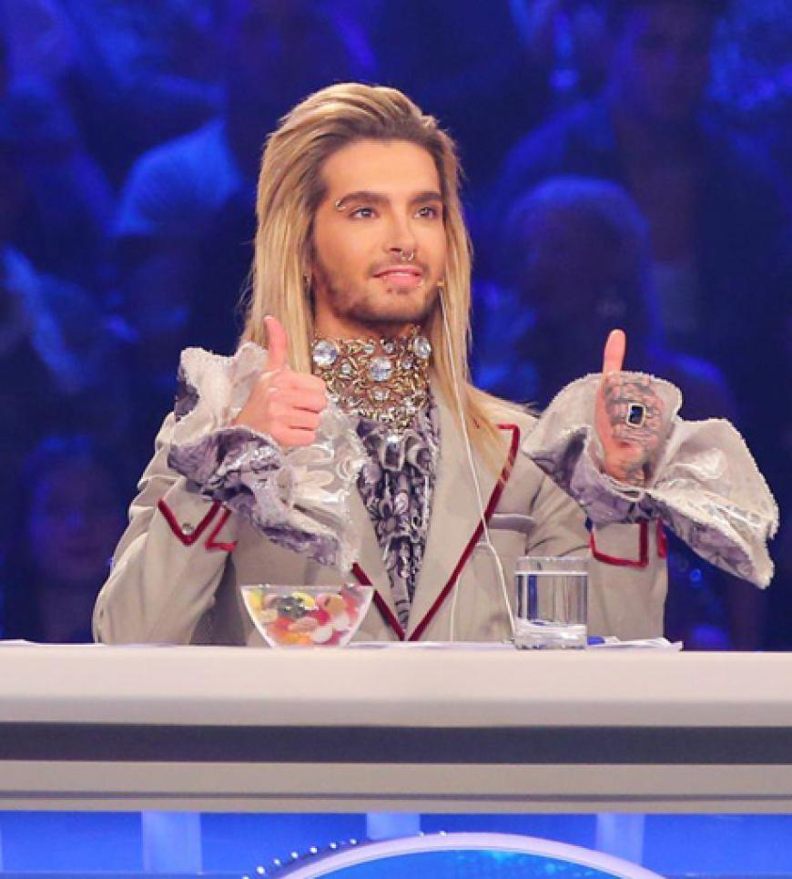 Bei der ersten DSDS-Liveshow überraschte Mädchenschwarm Bill mit langen Extensions. Was hast du dir denn dabei gedacht, Bill?