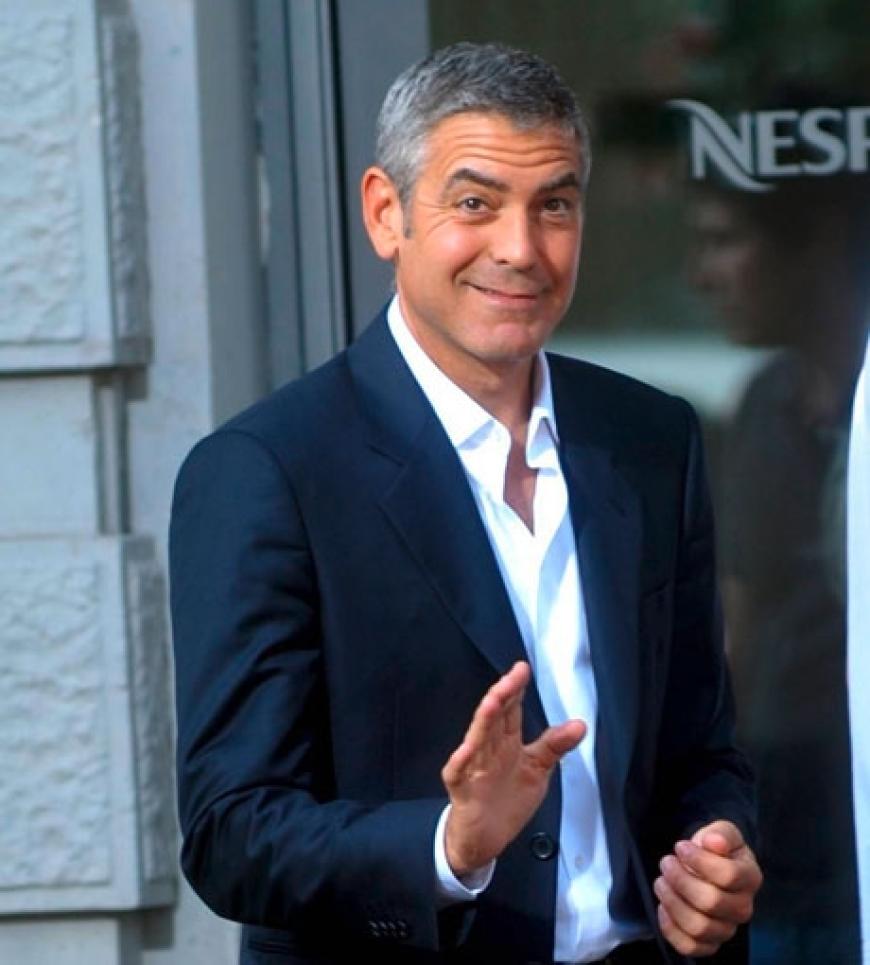 Frauenherzen schlagen höher: George Clooney dreht gerade in Mailand einen neuen Spot für die Kaffeemarke Nespresso