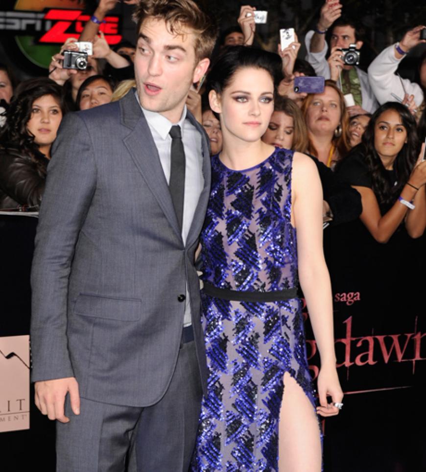 Drauf haben alle gewartet: Robert Pattinson und Kristen Stewart sind die gefeierten Stars am Abend