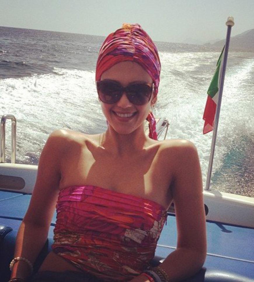 Ahoi! Jessica Alba relaxt auf einem Boot