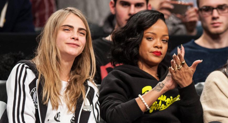 6. Januar 2014: Nach 'ner durchzechten Partynacht ging's zum Basketball: Cara Delevingne sind seit einem gemeinsamen Barbados-Urlaub und Silvester absolut unzertrennlich´