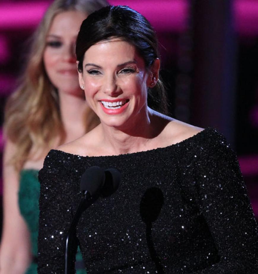 Sandra Bullock hat allen Grund zu lachen - trotz dem Skandal um ihrem betrügerischen Ex-Mann Jesse James hat die Schauspielerin das ganz große Glück gefunden ...