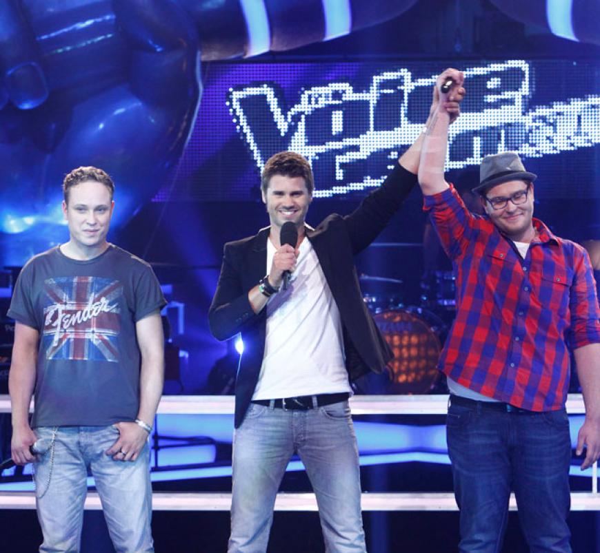 Deutsch-Poeten: Pascal Diederich (26, r.) behält im Battle mit John Eid´ (31) und dem Song âWeil Das Morgen Noch So Ist