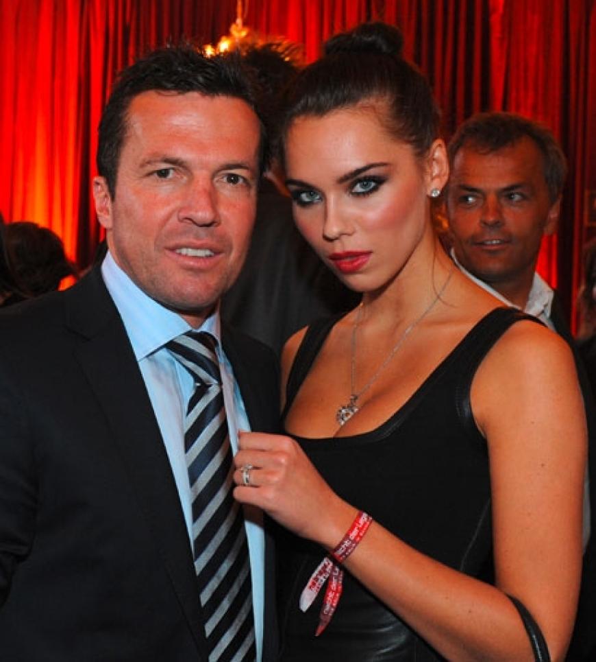Lothar Matthäus und seine Ehefrau Kristina Liliana. Sie überragte ihren Gatten mit Hilfe von atemberaubenden High Heels