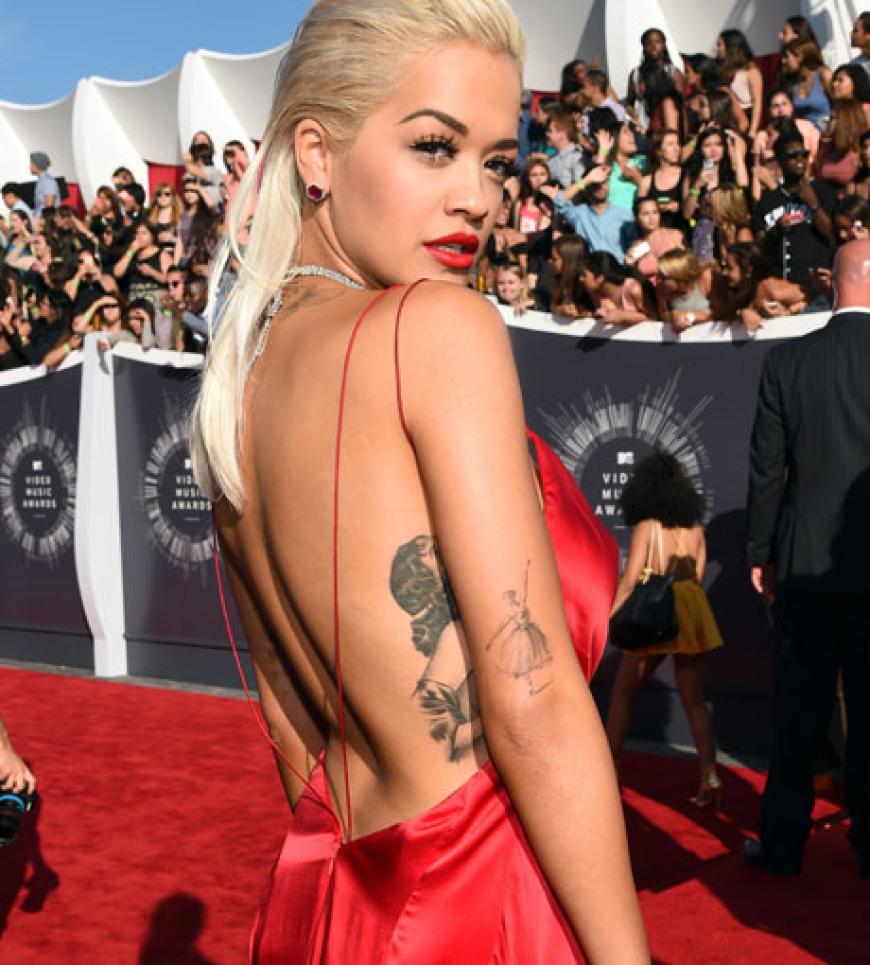 Neu-Single Rita Ora posierte fleißig für die Kameras