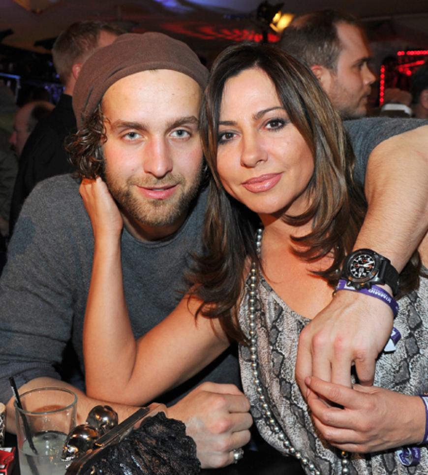 Simone Thomalla mit ihrem Freund Silvio Heinevetter turtelten den ganzen Abend