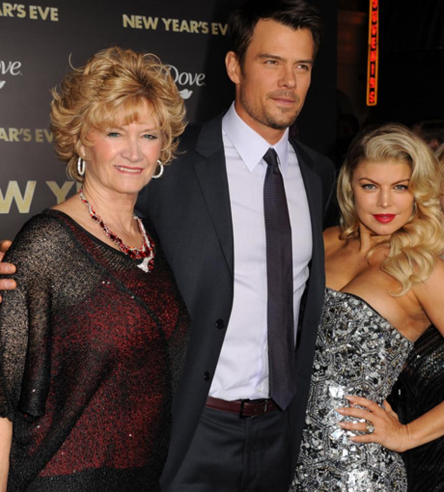Schauspieler Josh Duhamel kam mit seinen beiden liebsten Frauen: Mama Bonny und Ehefrau Fergie