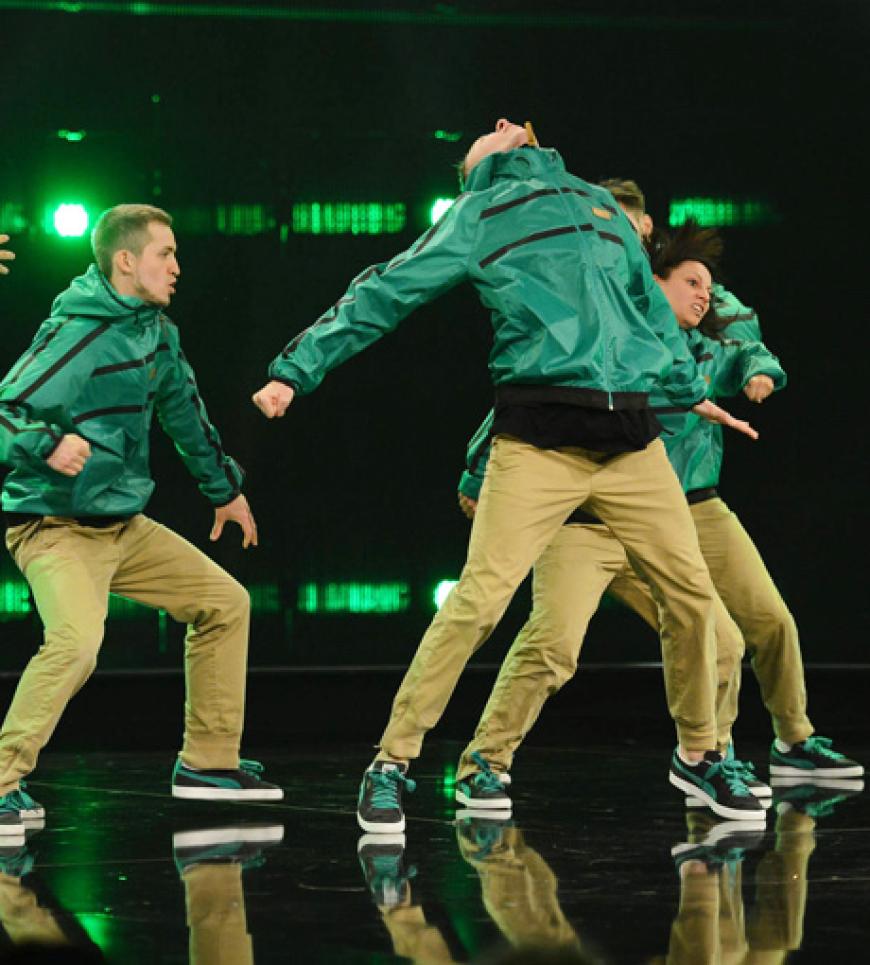 Ab den Semifinal-Shows voten die´ Zuschauer live per Telefon, welcher Act der beste Deutschlands ist und´ 100.000 Euro´ gewinnt