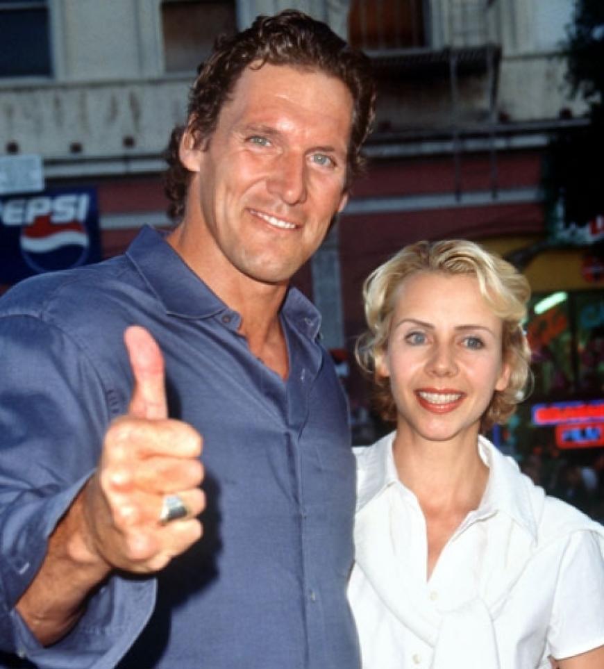 Ralf Möller und Ehefrau Annette trennten sich nach 23 Jahren Ehe! Es gibt aber kein böses Blut. Das Weihnachtsfest 2013 verbringen sie zusammen
, verriet er OK! exklusiv´