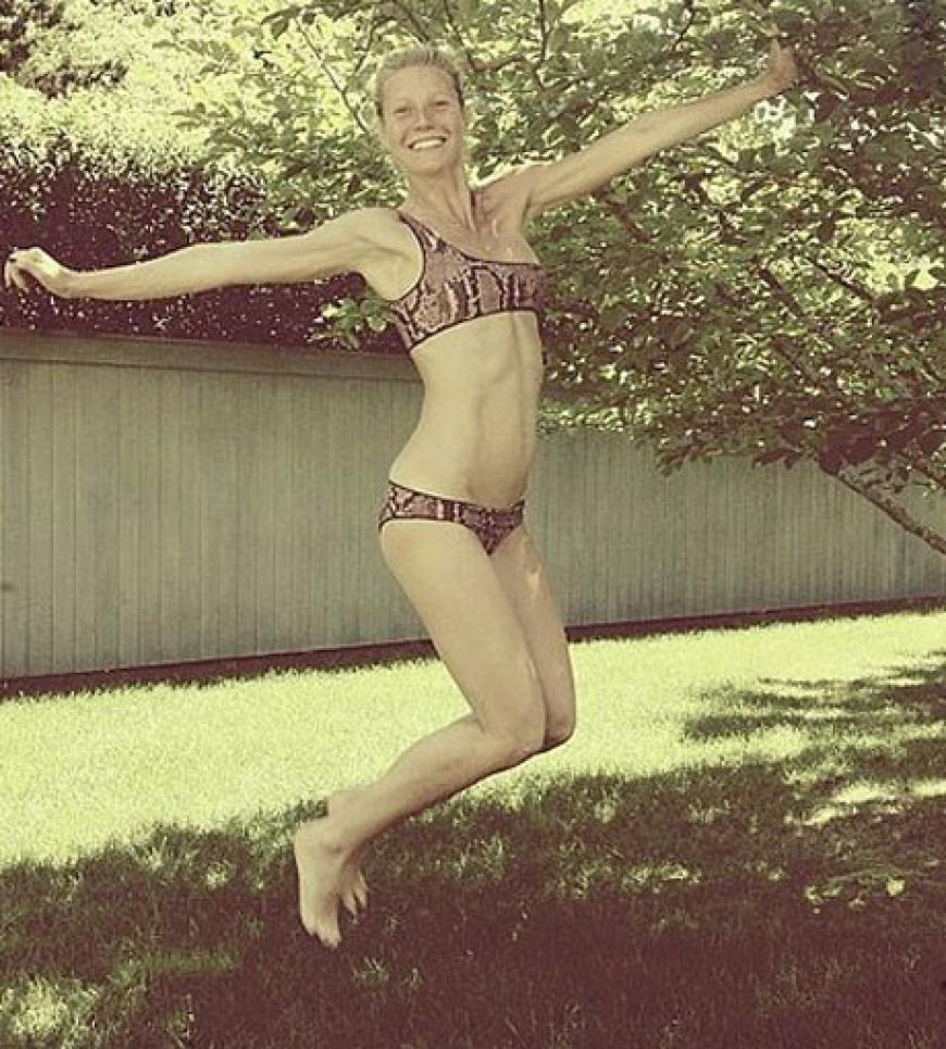 Eher selten sehen Hollywood-Star Gwyneth Paltrow so freizügig. Das Bild machte ihre Freundin und Designerin Stella McCartney