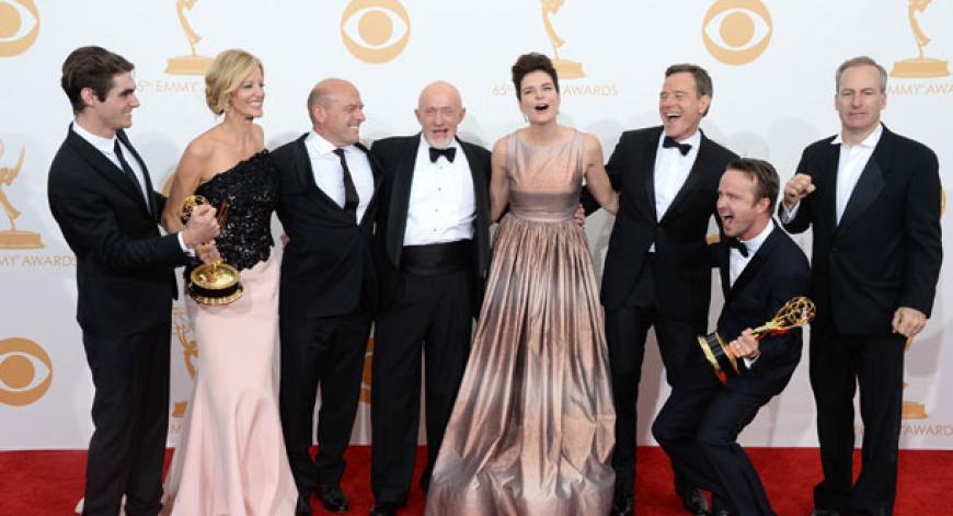 Willkommen zu den Emmy Awards 2013! Die Drama-Serie (und laut dem Guinness Rekordbuch offiziell die beste Serie aller Zeiten)