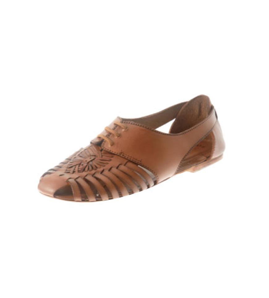 Schnürschuhe mit Cut-outs von Asos, ca. 35 Euro