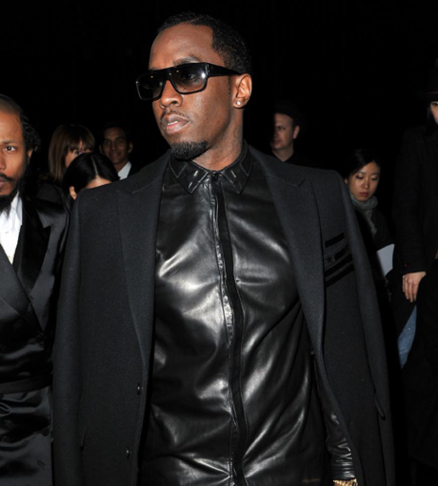 Sean Combs liebt Mode - sogar so sehr, dass er mit Sean John sein eigenes erfrolgreiches Fashionlabel besitzt
