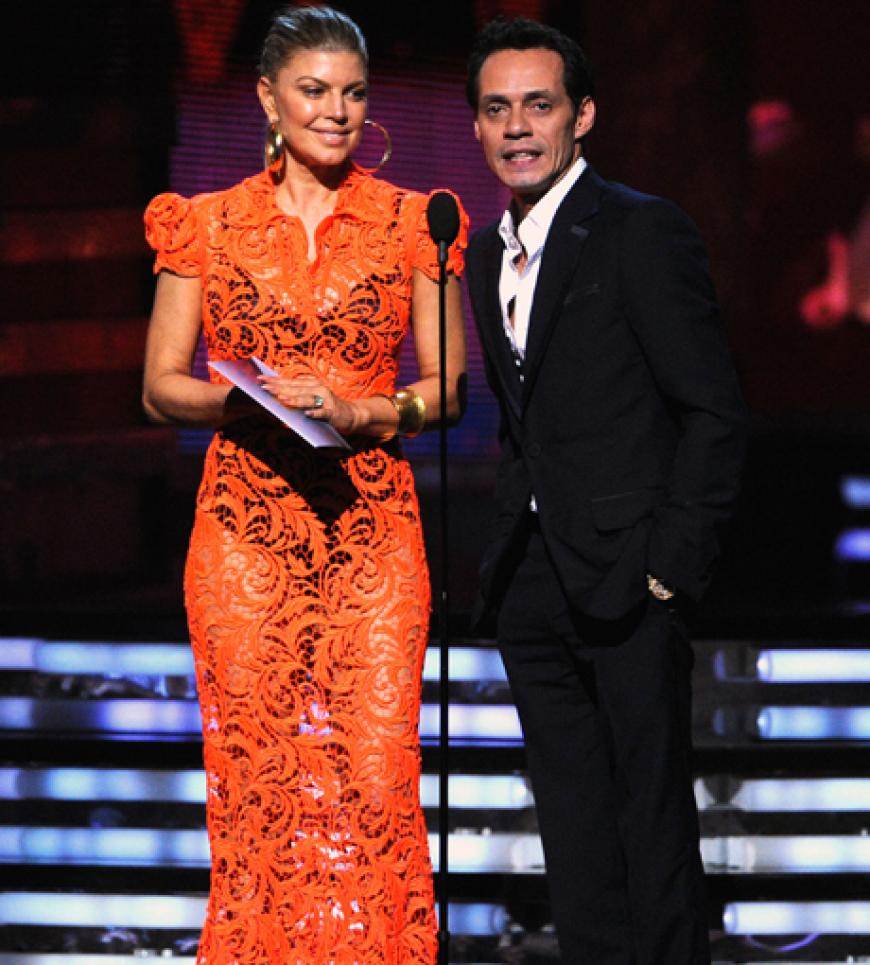 Fergie und Marc Anthony geben die Sieger in der Kategorie
