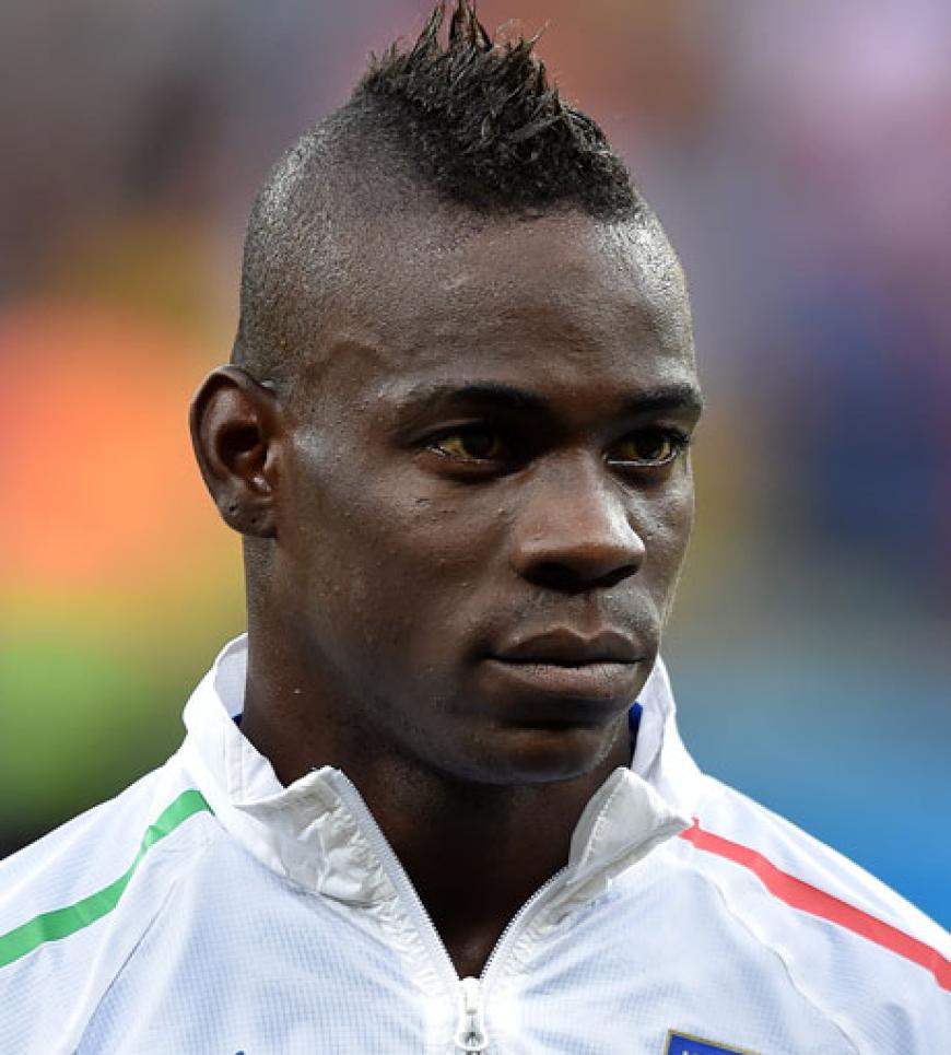 Mario Balotelli aus Italien mit Iro