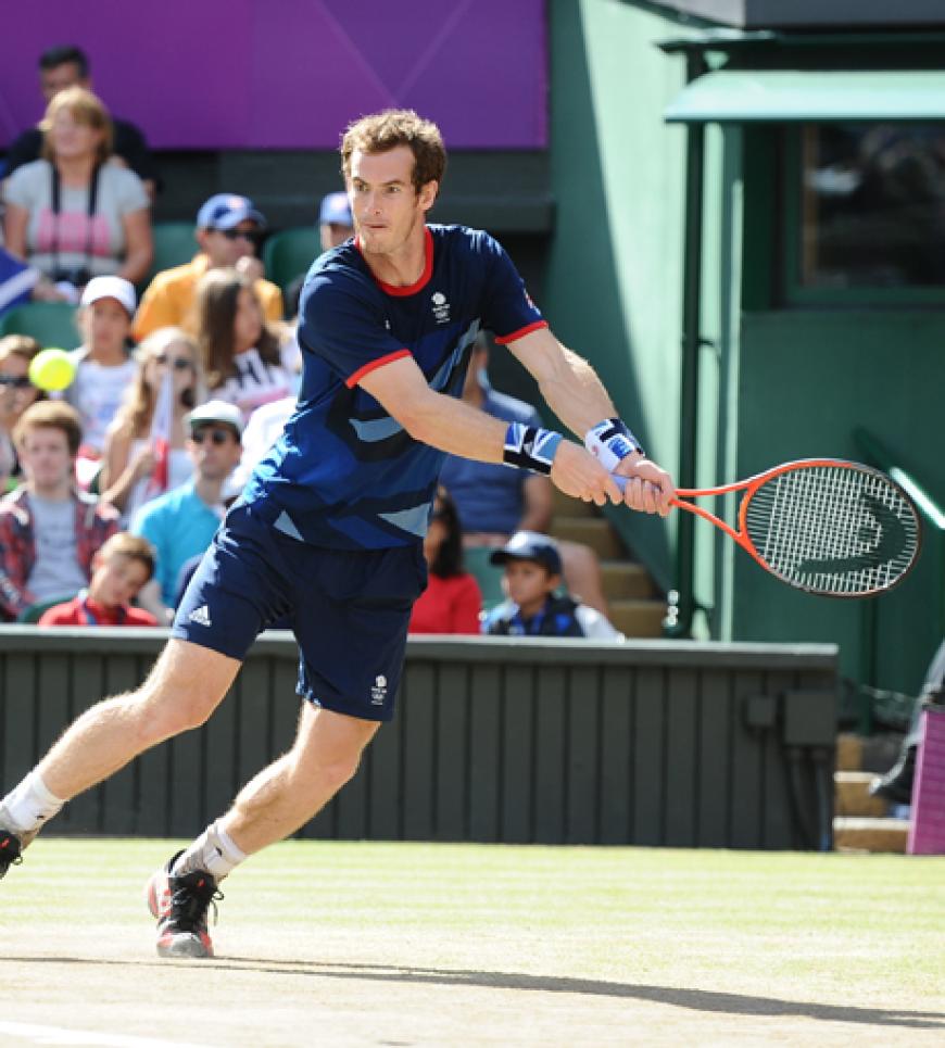 So auch der Brite Andy Murray. Der 25-Jährige gewinnt Einzel-Gold im Tennis gegen Roger Federer und geht in die Geschichte von Wimbledon und Olympia ein
