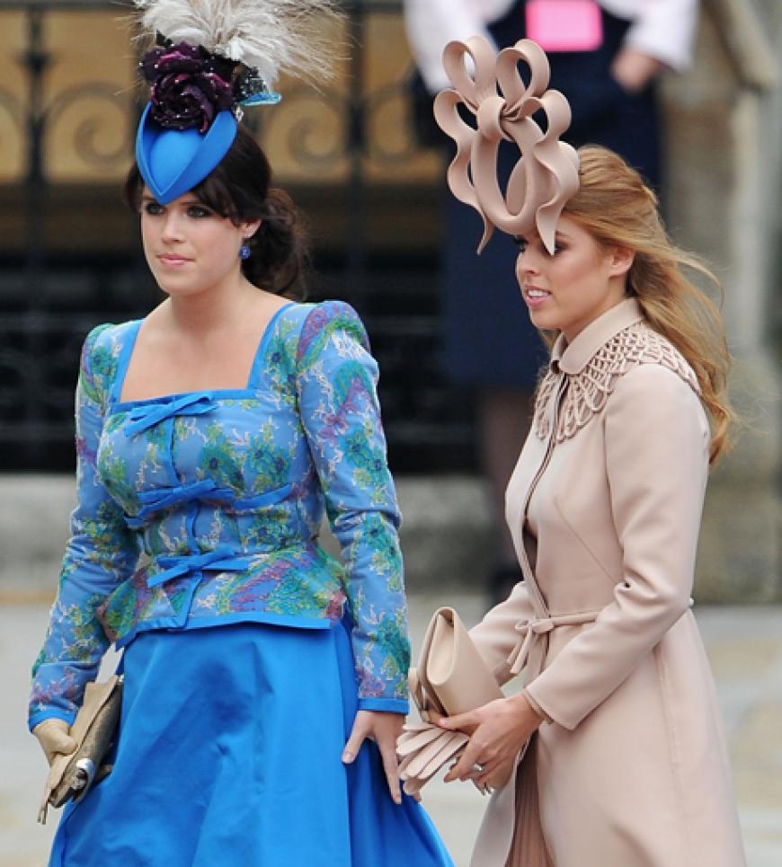 Die Prinzessinnen Beatrice und Eugenie in gewagter Kleidung