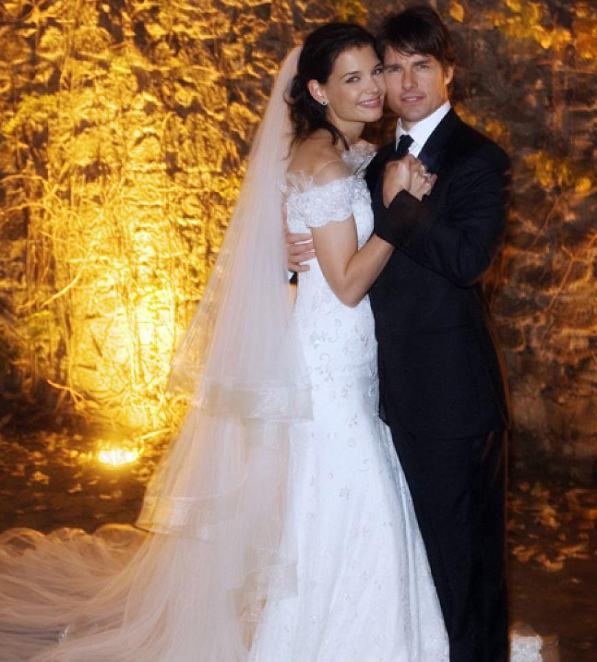 Die derzeit spektakulärste Trennung: Das Ehe-Aus von Katie Holmes und Tom Cruise nach knapp sechs Jahren Ehe. Katie reichte die Scheidung ein - und es geht nicht nur um Tochter Suri, sondern auch um ein Millionenvermögen