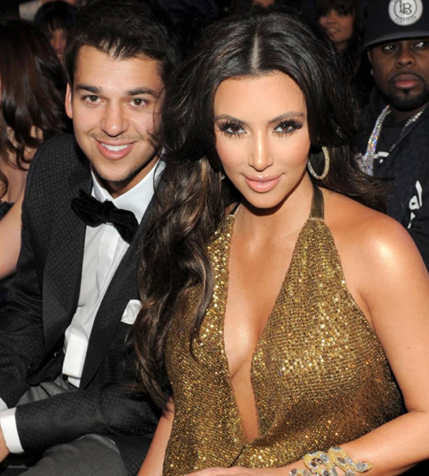 Kim Kardashian kam gemeinsam mit ihrem Bruder Rob zur Verleihung