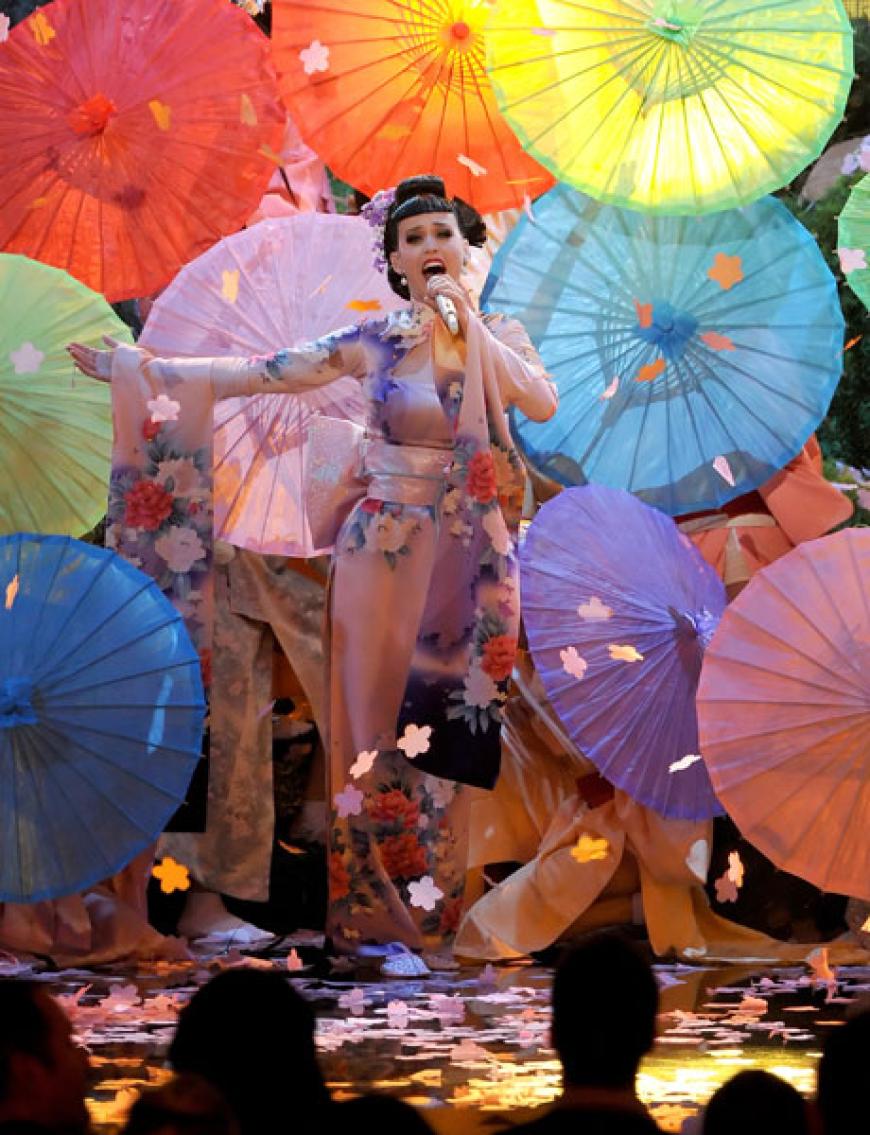Katy Perry eröffnete mit ihrem Song