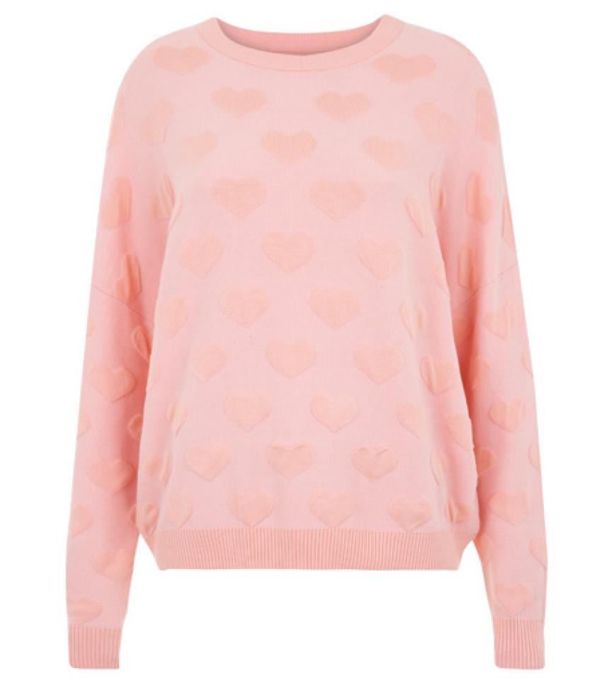 Lässt Herzen höher schlagen: Pullover in Boyfriend Shape, über topshop.com ca. 50 Euro.