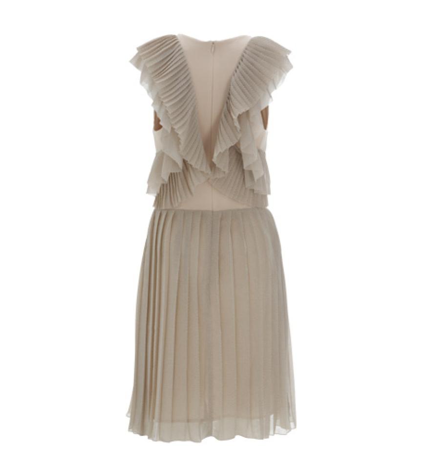 Geradezu elfenhaft wirkt dieses Kleid aus zartem Chiffon von Fornarina, ca. 160 Euro