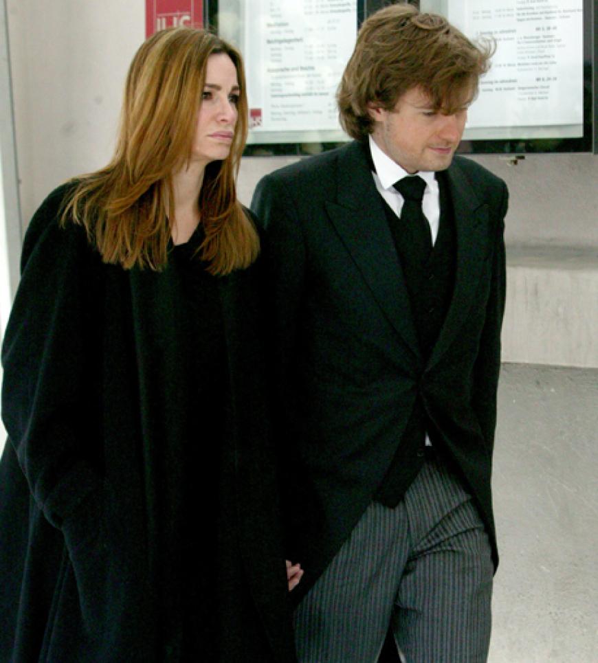 Alles was Rang und Namen im Filmbusiness hat, kam nach München um Abschied zu nehmen. So wie Alexandra Kamp und Michael von Hassel ...