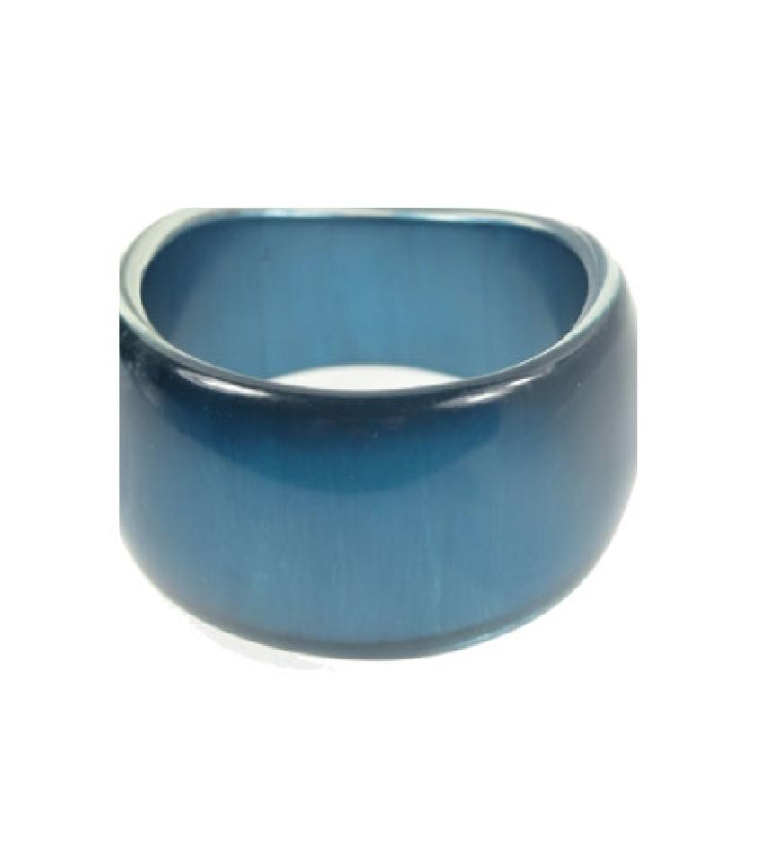 Schmuckstück
Armreif von Bijou Brigitte, ca. 8 Euro