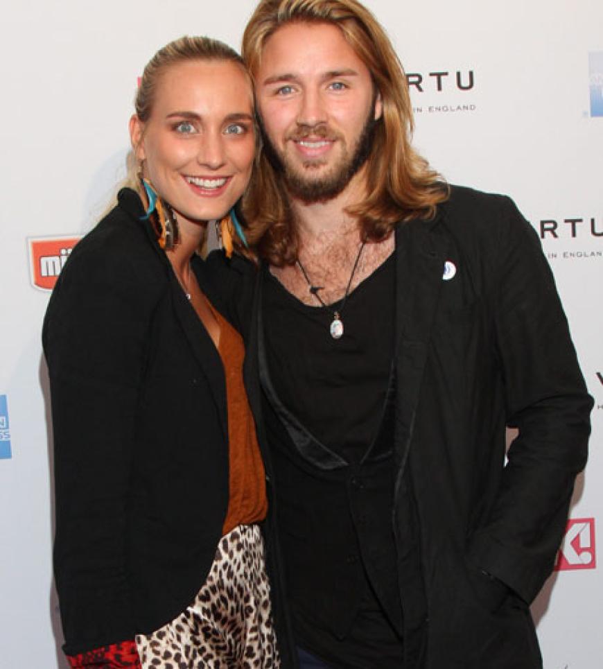 Gil Ofarim brachte seine Freundin Verena mit ins P1