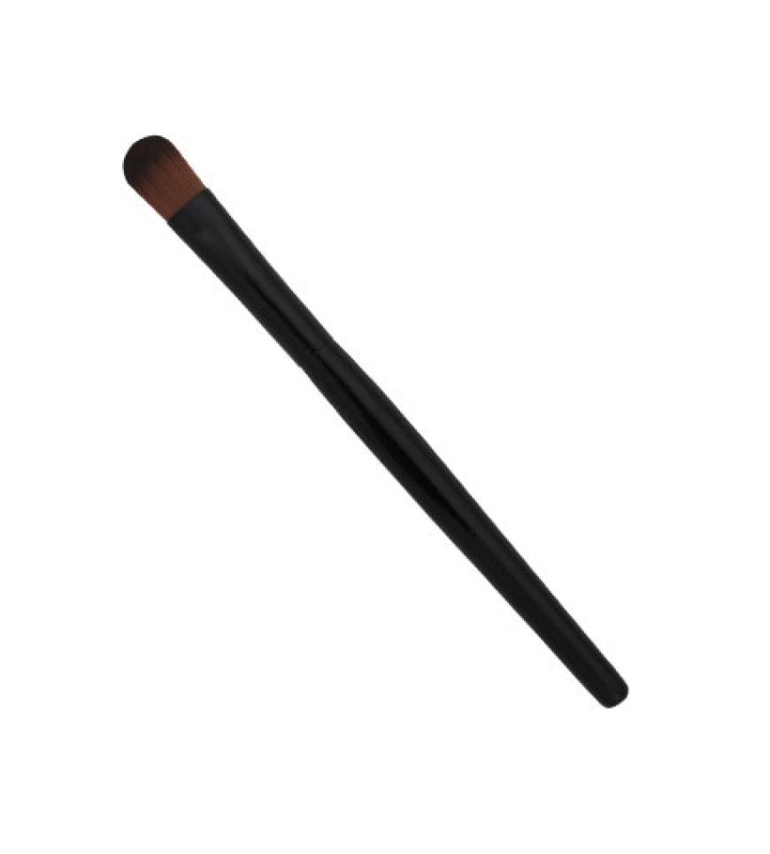 Lidschatten: Der runde Lidschattenpinsel von U.M.A., im Set ca. 5 Euro, ist zum Grundieren mit hellen Tönen geeignet