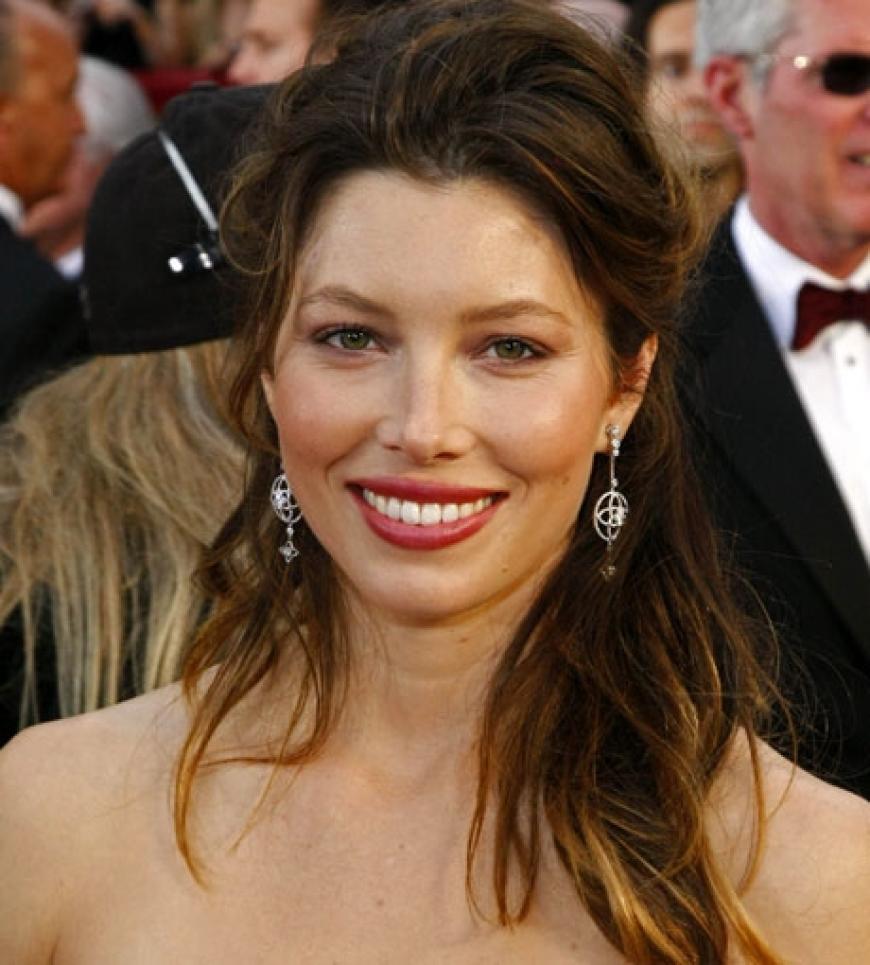 Jessica Biel betont gerne ihren schönen Mund. Freund Justin Timberlake hat bestimmt nichts dageben