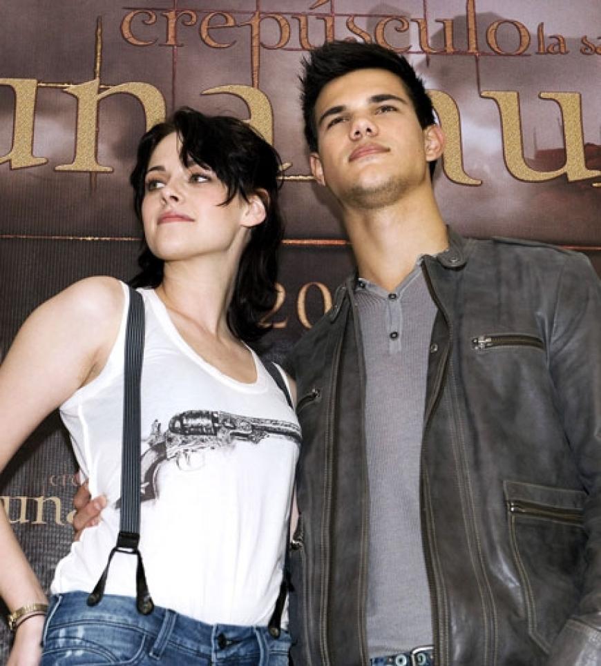 Filmkollegen Kristen Stewart und Taylor Launter waren in Mexiko, um dort den neuen Film zu promoten