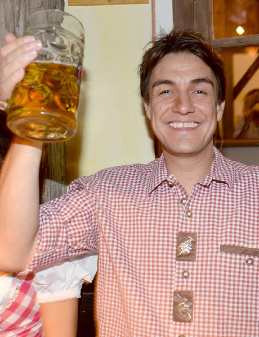 Auch Comedian Matze Knop weiß anständig zu feiern
