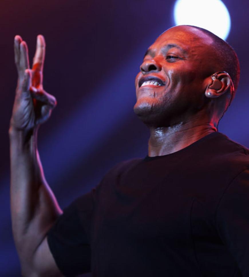 Dr. Dre ist der größte Aufsteiger. 2013 belegte er noch Platz 63. Doch Dank des Verkaufs der Kopfhörerfirma