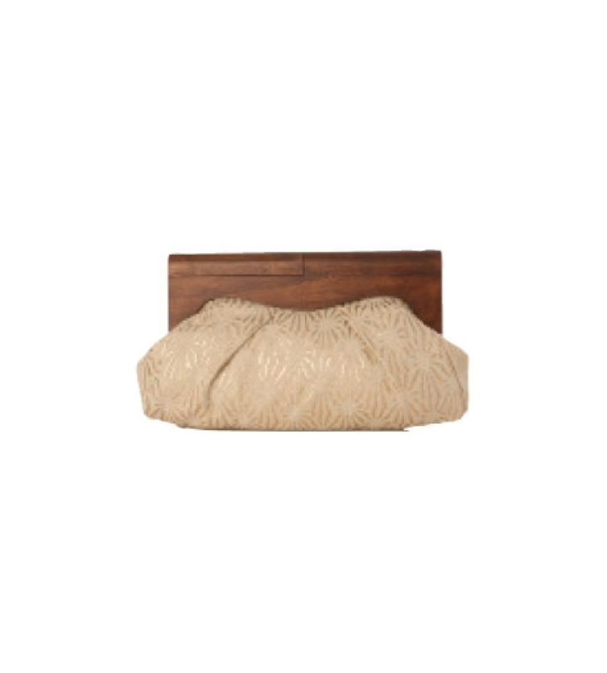 Clutch-Bag mit Glanz-muster von French Connection, ca. 75 Euro