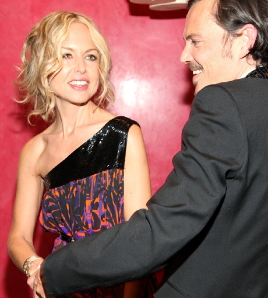 Die superschlanke Rachel Zoe albert mit Designer Matthew Williamson