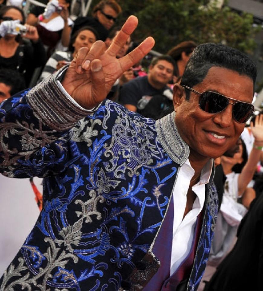 Nicht nur in London wurde die Premiere gefeiert. Natürlich wurde der Film auch in Los Angeles gezeigt. Jermaine Jackson freute sich über die zahlreichen neugierigen Besucher